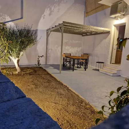 The Garden House * Tinos